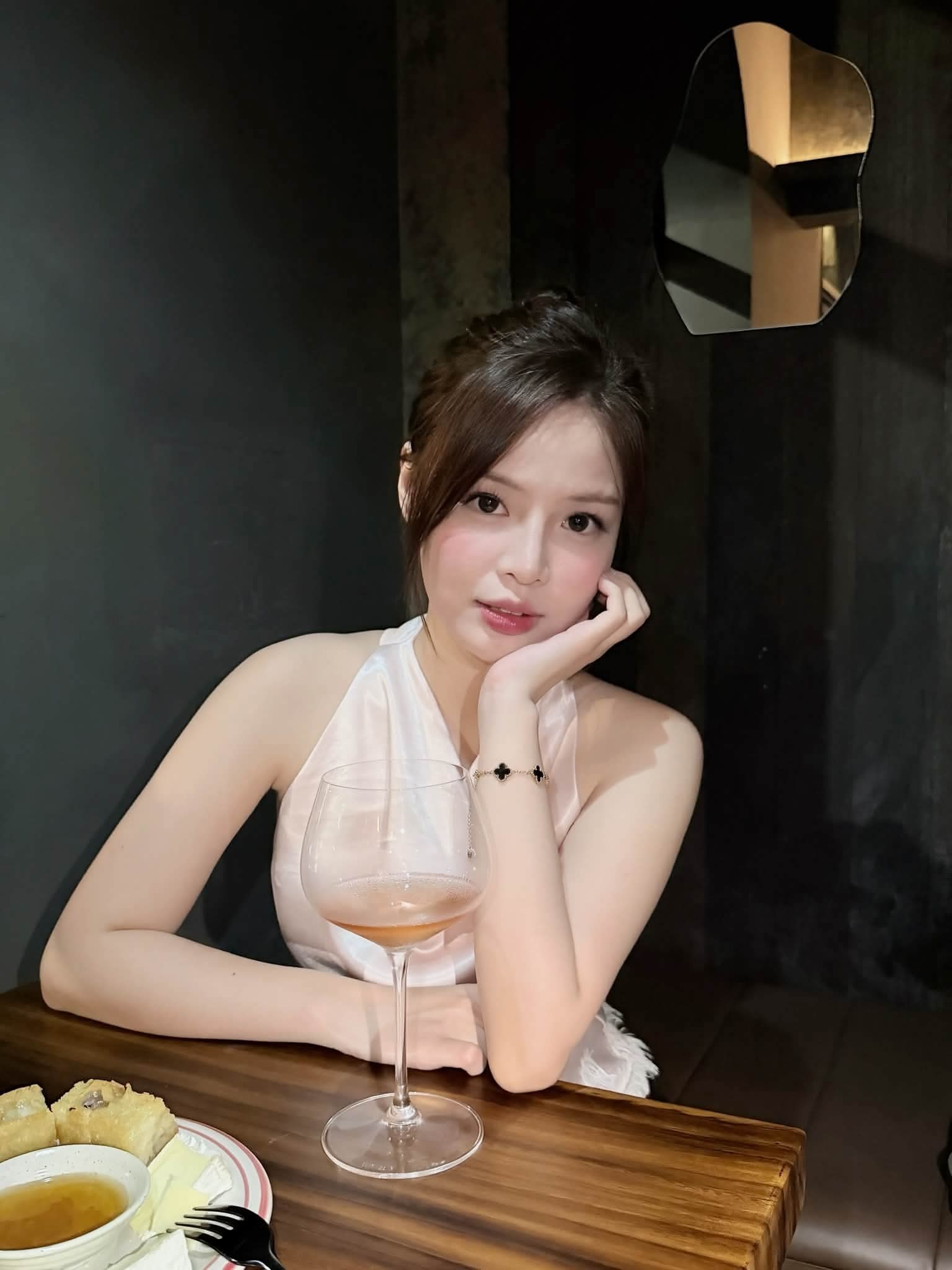 826.jpg